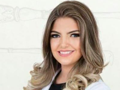 Dra. Izabela Povoa Tavares